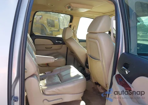 2007 Chevrolet Suburban 1500 Lt z USA, uszkodzony, nr VIN 1GNFK16387J219280